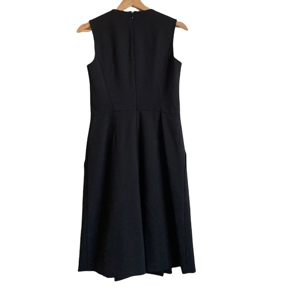 Vince Sleeveless Fitted Black pleated  Dress size 4 - Picture 4 of 6
